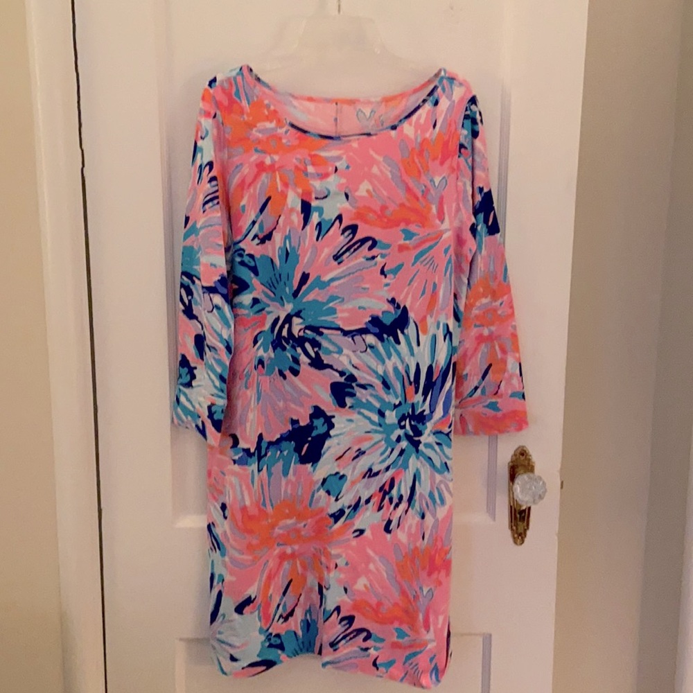 NWOT Lilly Pulitzer MEDIUM t shirt dress